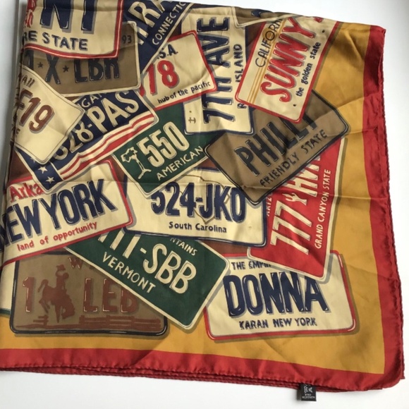 hand rolled women Silk Écharpe/scarf  licence  plates  print made in Italy 🇮🇹 - Picture 3 of 5
